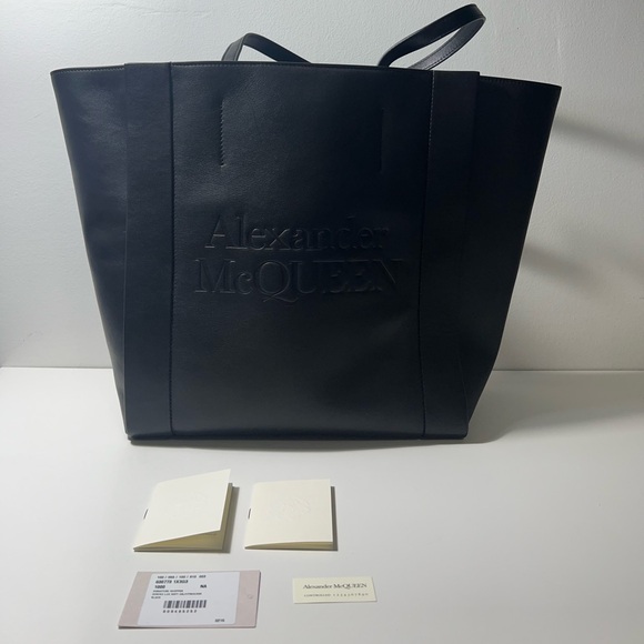 Alexander McQueen Leather Signature Shopper Tote Bag Purse 💕for Sasha - Picture 6 of 16